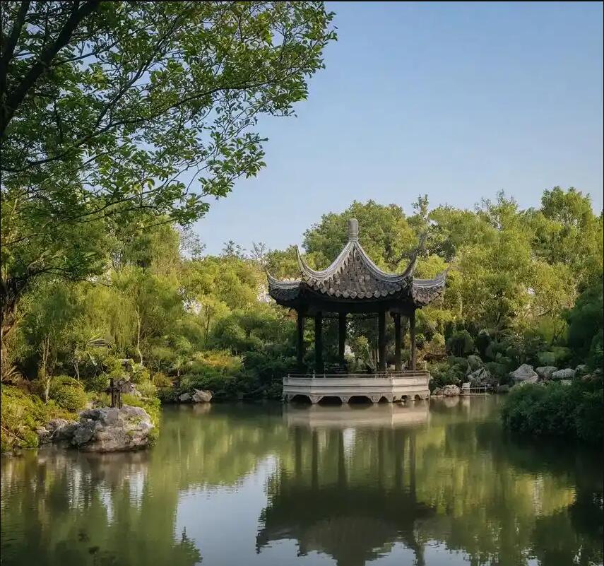 福建问旋餐饮有限公司